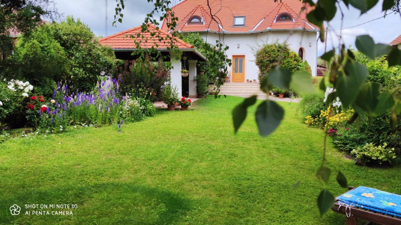 Frutta Villa Cserszegtomaj Luaran gambar