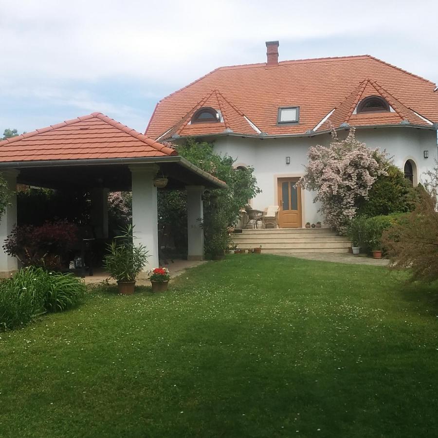 Frutta Villa Cserszegtomaj Luaran gambar